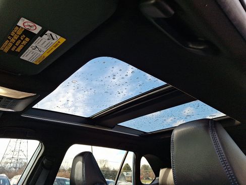 Certified 2022 Toyota RAV4 XSE image 14