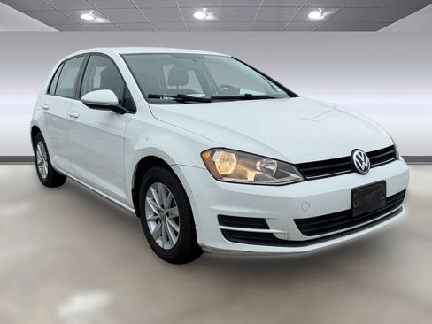 Used 2016 Volkswagen Golf S image 6