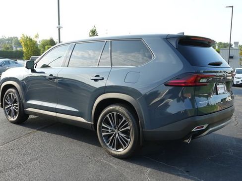 Used 2026 Toyota Grand Highlander AWD Hybrid image 5