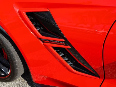 Used 2019 Chevrolet Corvette Grand Sport w/ Carbon Flash Badge Package RWD image 14
