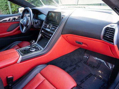 Used 2022 BMW M850i xDrive Coupe image 21