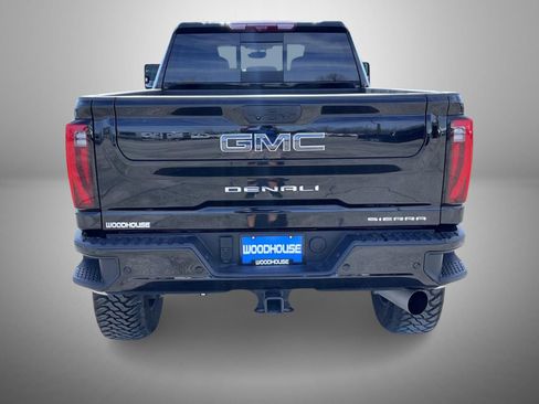 Used 2025 GMC Sierra 2500 Denali Ultimate image 6