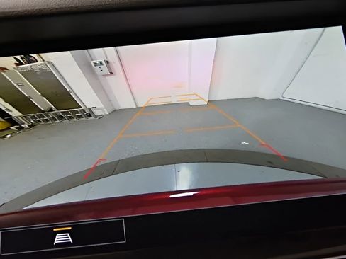 Used 2023 Buick Envision Preferred image 21