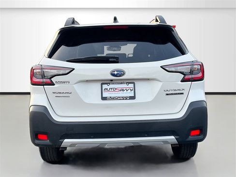 Used 2023 Subaru Outback Touring XT image 6