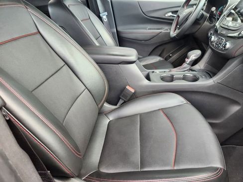 Used 2023 Chevrolet Equinox RS w/ RS Leather Package image 12
