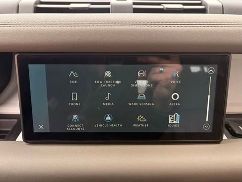 Used 2020 Land Rover Defender 110 SE AWD/4WD image 37
