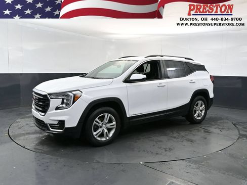 Used 2023 GMC Terrain SLE w/ Driver Convenience Package AWD/4WD image 1