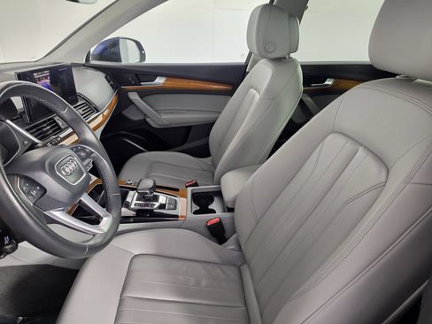 Used 2024 Audi Q5 Premium w/ Convenience Package AWD/4WD image 16
