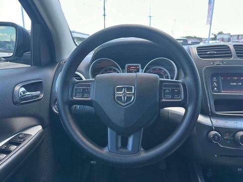 Used 2017 Dodge Journey SXT FWD image 14