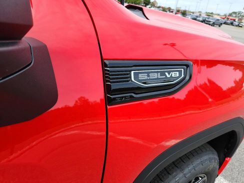 New 2026 GMC Sierra 1500 Pro w/ Graphite Edition image 6