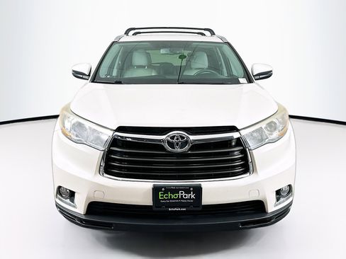 Used 2016 Toyota Highlander Limited image 2