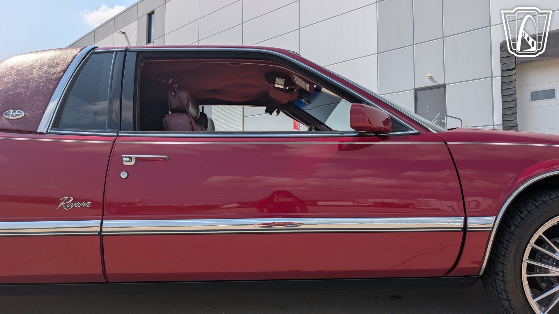 Used 1990 Buick Riviera Coupe FWD image 40