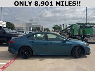 Used 2025 Toyota Camry SE FWD video 2