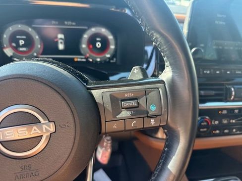 Used 2022 Nissan Pathfinder Platinum w/ Cargo Package AWD/4WD image 17