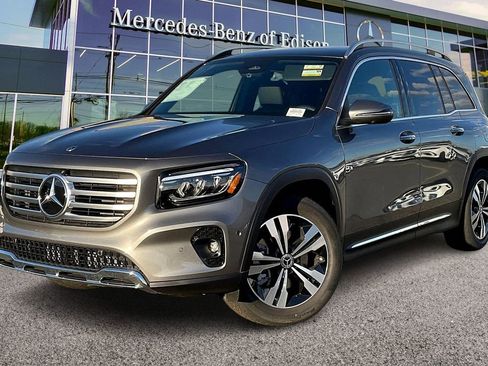 New 2026 Mercedes-Benz GLB 250 4MATIC image 2