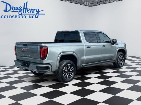 Used 2026 GMC Sierra 1500 AT4 w/ AT4 Premium Package AWD/4WD image 5