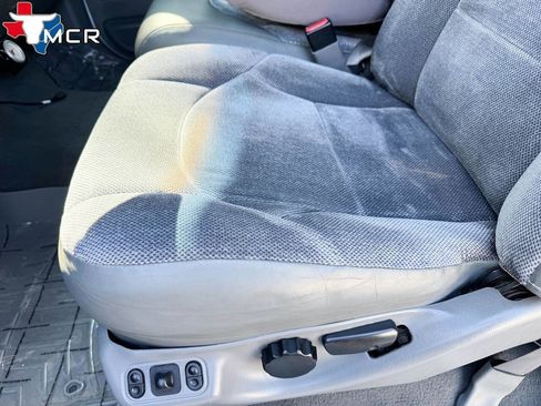 Used 2002 Ford F350 XLT image 23