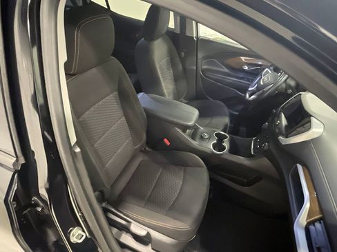 Used 2018 GMC Terrain SLE image 26