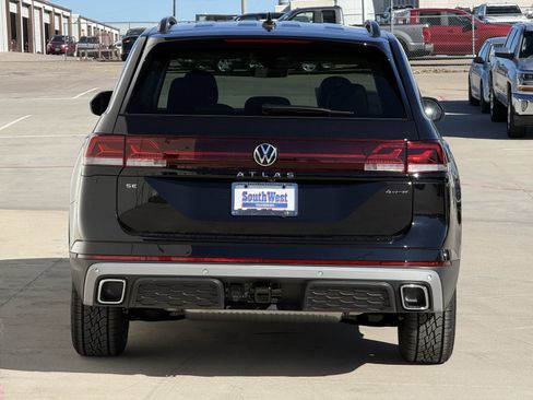 New 2026 Volkswagen Atlas Peak Edition AWD/4WD image 6