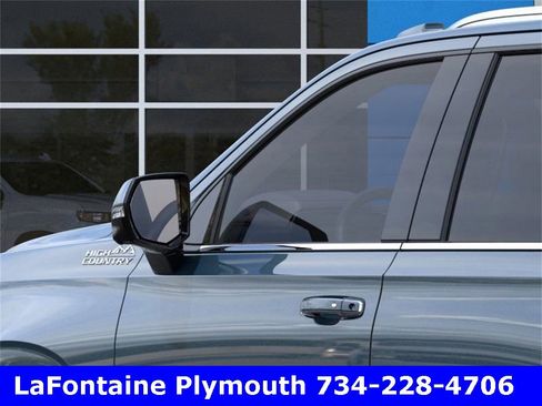 New 2025 Chevrolet Tahoe High Country w/ LPO, Illumination Package image 12