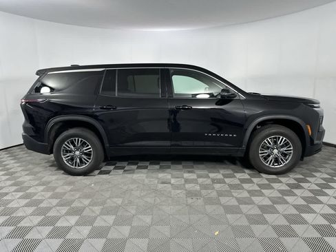 Used 2024 Chevrolet Traverse LS w/ LPO, Floor Liner Package FWD image 9