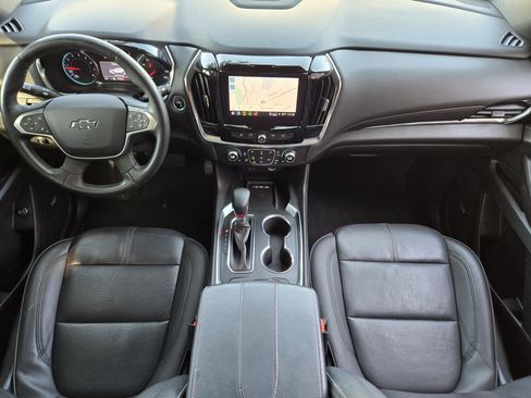 Used 2023 Chevrolet Traverse RS image 25