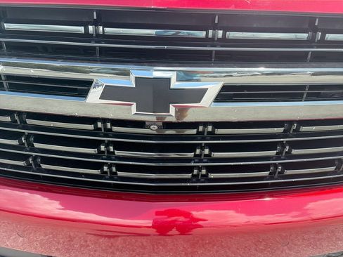 Used 2021 Chevrolet Tahoe RST w/ Luxury Package AWD/4WD image 12