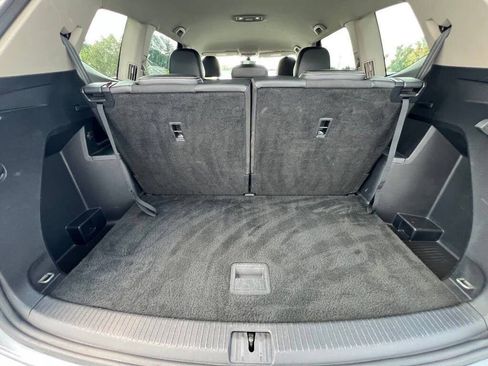 Used 2021 Volkswagen Atlas SE image 28