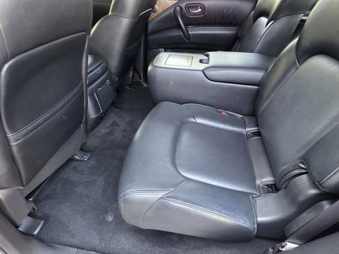 Used 2021 Nissan Armada SL w/ Captain's Chairs Package RWD image 11