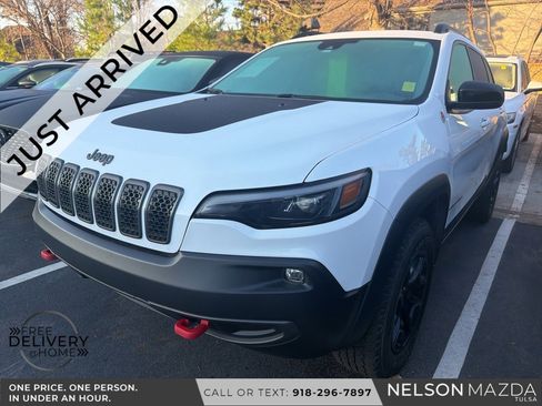 Used 2022 Jeep Cherokee Trailhawk w/ Technology Group B image 1