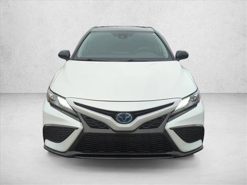 Used 2024 Toyota Camry XSE w/ Navigation Package image 2