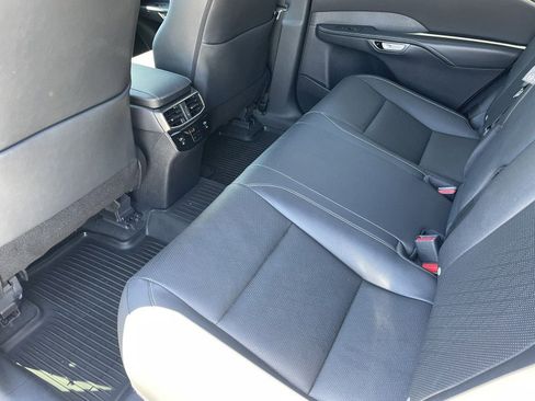 Used 2023 Lexus RX 350 w/ Accessory Package (2T) AWD/4WD image 13