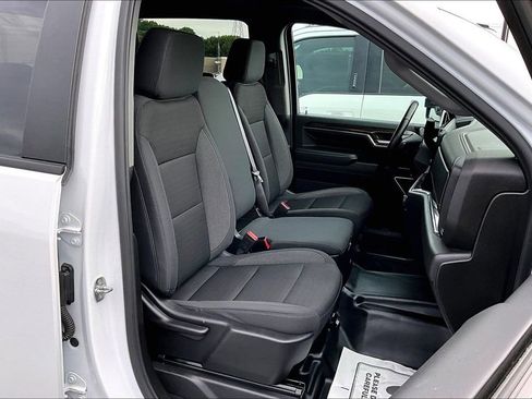 Used 2024 Chevrolet Silverado 3500 LT w/ Convenience Package AWD/4WD image 31