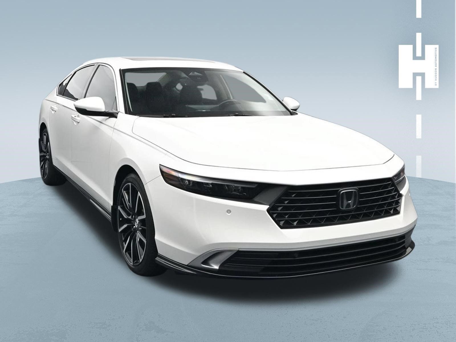 Used 2024 Honda Accord Touring image 1