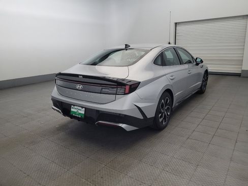 Used 2024 Hyundai Sonata SEL image 9