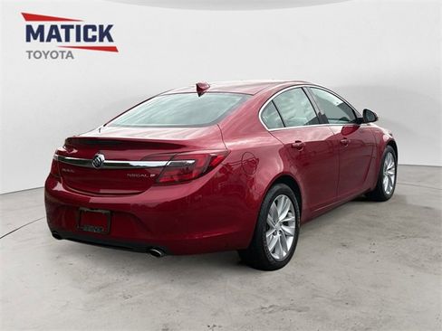 Used 2015 Buick Regal Premium w/ Experience Buick Package image 7