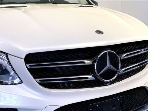 Used 2019 Mercedes-Benz GLE 43 AMG 4MATIC image 34