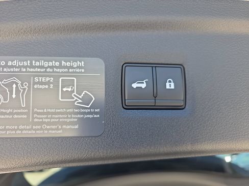 Certified 2025 INFINITI QX50 Pure AWD/4WD image 13