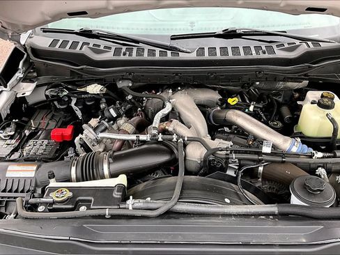 Certified 2024 Ford F450 Lariat w/ FX4 Off-Road Package AWD/4WD image 31