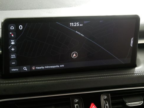 Used 2023 Genesis G70 2.0T image 29