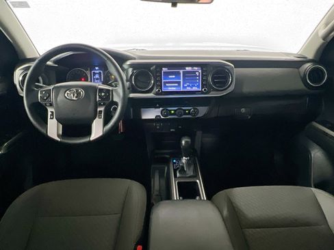 Used 2022 Toyota Tacoma SR5 RWD image 29