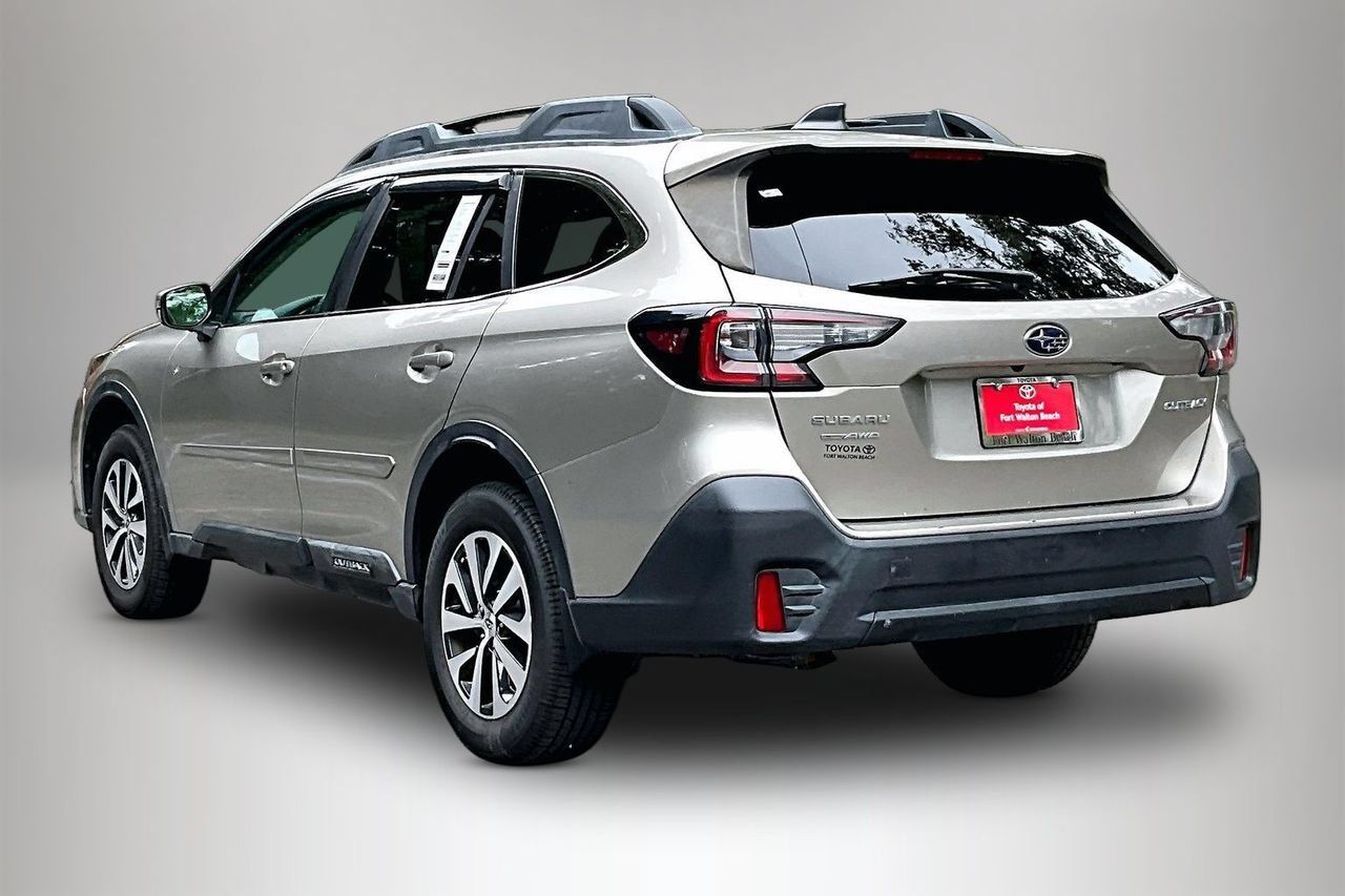 Used 2020 Subaru Outback Premium AWD/4WD image 4