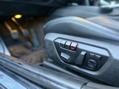 Used 2014 BMW 335i Sedan w/ Technology Package image 52