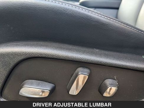 Used 2024 Cadillac XT6 Premium Luxury image 7