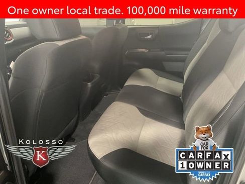 Used 2022 Toyota Tacoma TRD Off-Road w/ Black Out Package (TMS) image 18