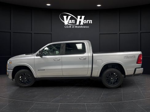 Used 2025 RAM 1500 Laramie w/ Sport Appearance Package AWD/4WD image 4
