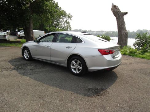 Used 2020 Chevrolet Malibu LS FWD image 35