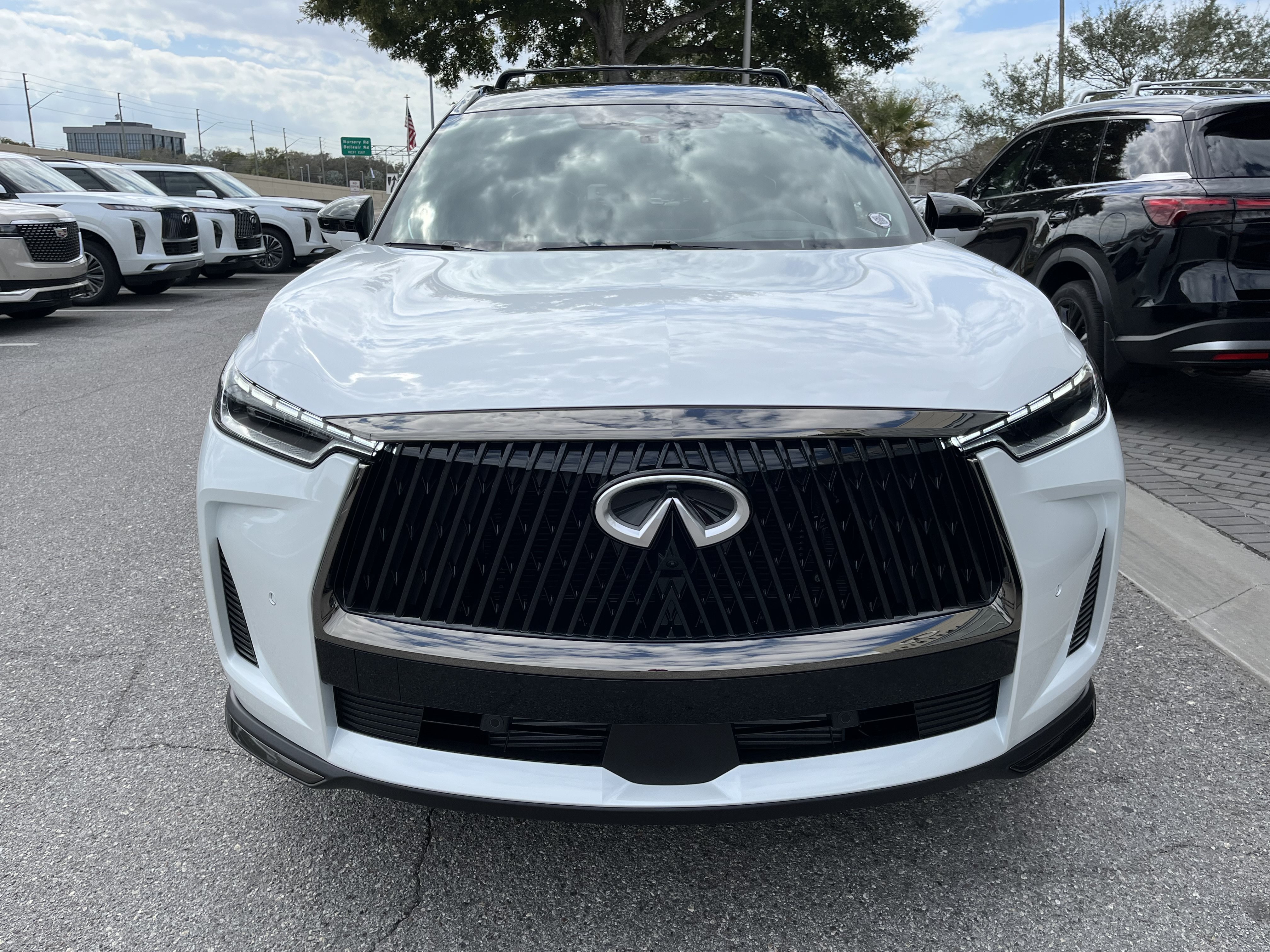 Certified 2026 INFINITI QX60 Autograph w/ Dark Cargo Package AWD/4WD image 9