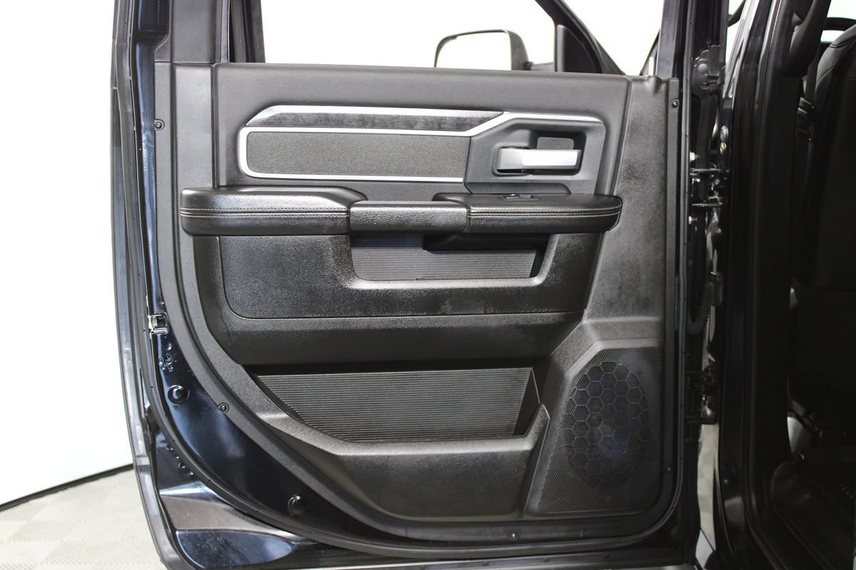 Used 2019 RAM 2500 Big Horn w/ Black Appearance Package RWD image 36