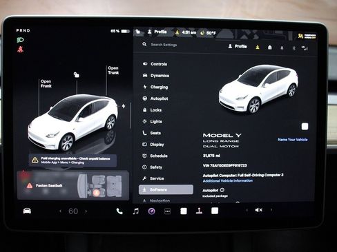 Used 2023 Tesla Model Y Long Range image 46